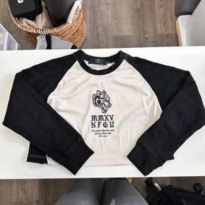 Darc Sport Black and White Long Sleeve Crop Top